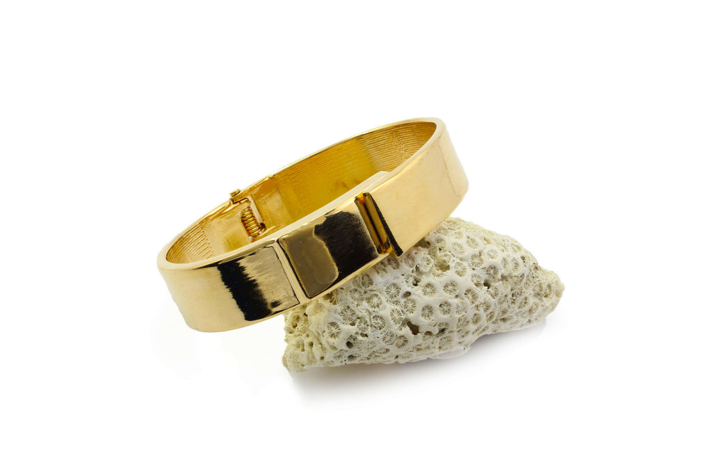 bb1000018-1-goldie-boldie-hinge-bracelet