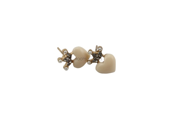 ee1000030-crown-and-heart-studs