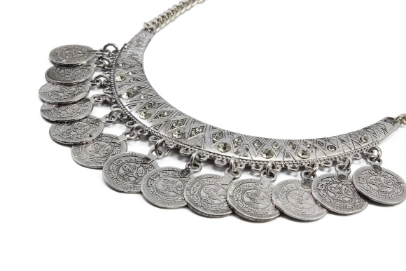 nn1000029-2-tribal-gypsy-medallion-necklace